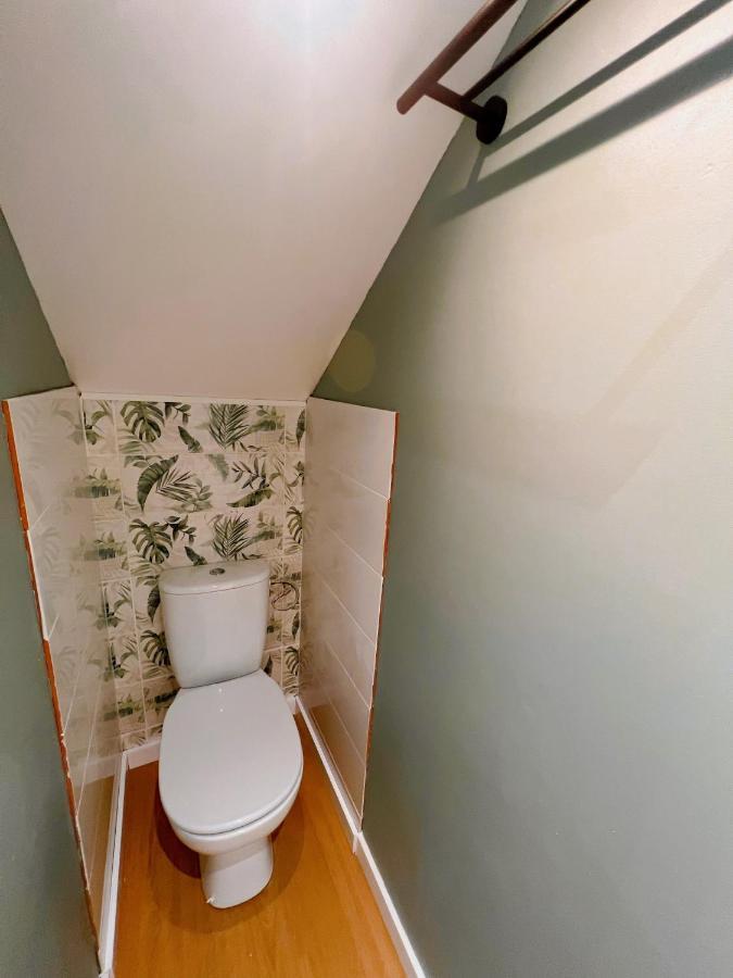 Appartement T2 Quartier Calme / Parking Gratuit Saint-Julien-les-Villas Ngoại thất bức ảnh